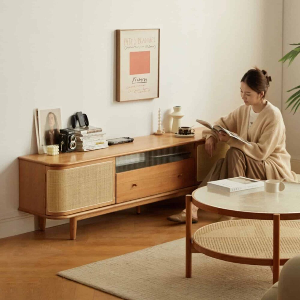 Rectangular cherry wood TV