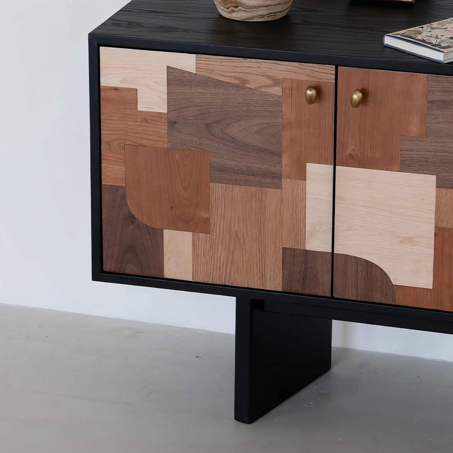 Patchwork solid wood door
