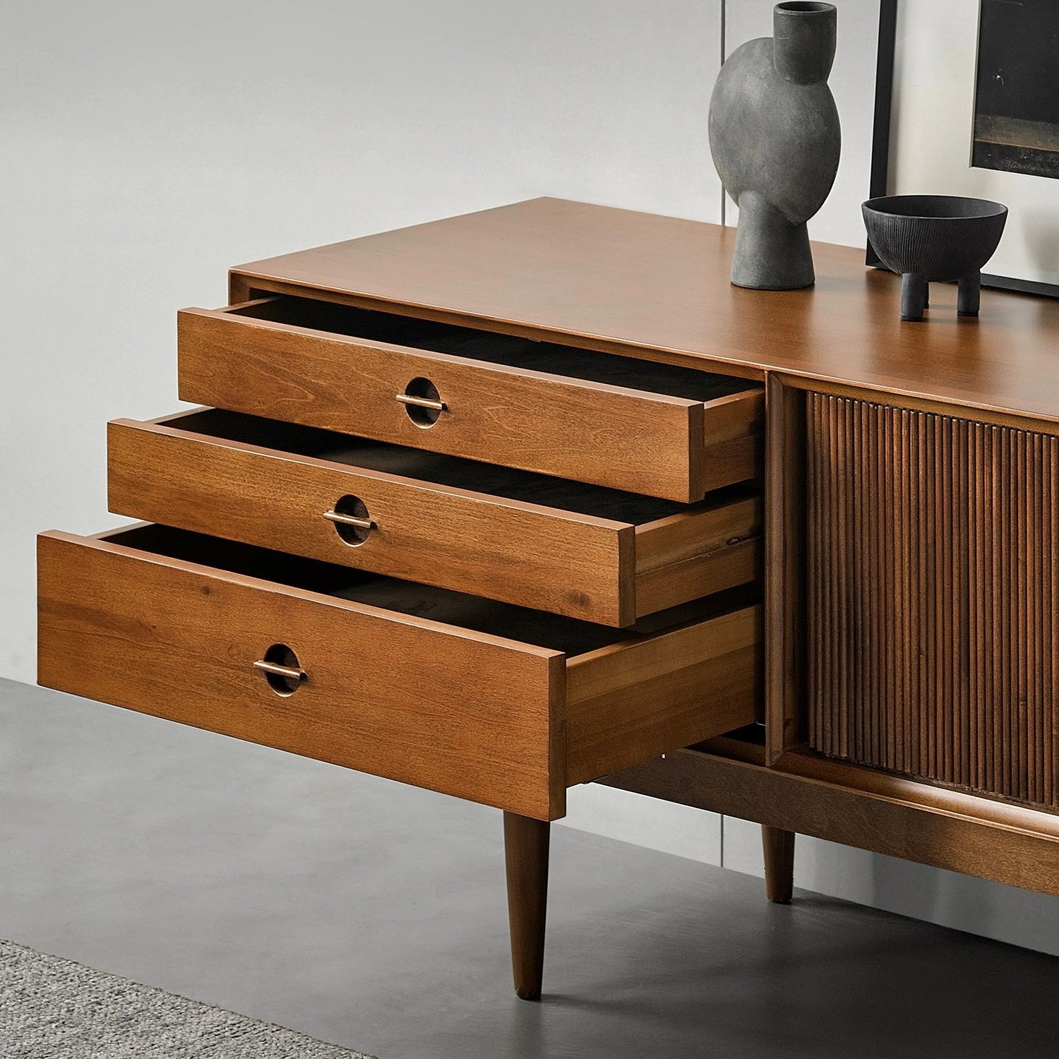 Mid-century modern solid