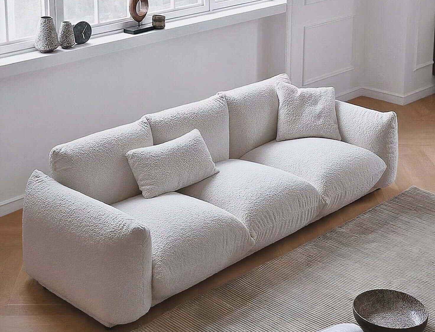 Jayleen sofa with soft