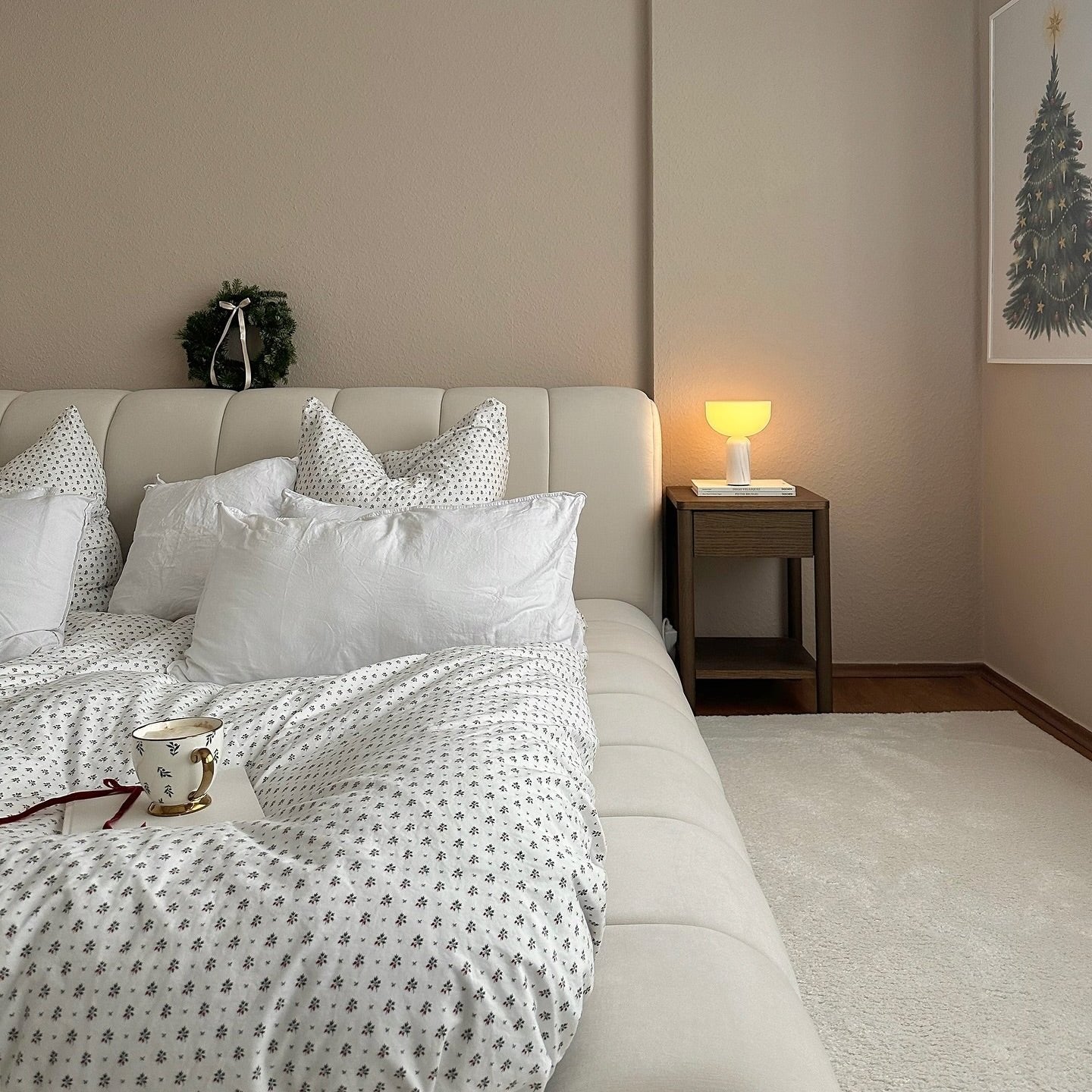 Aurel Bed by Siena
