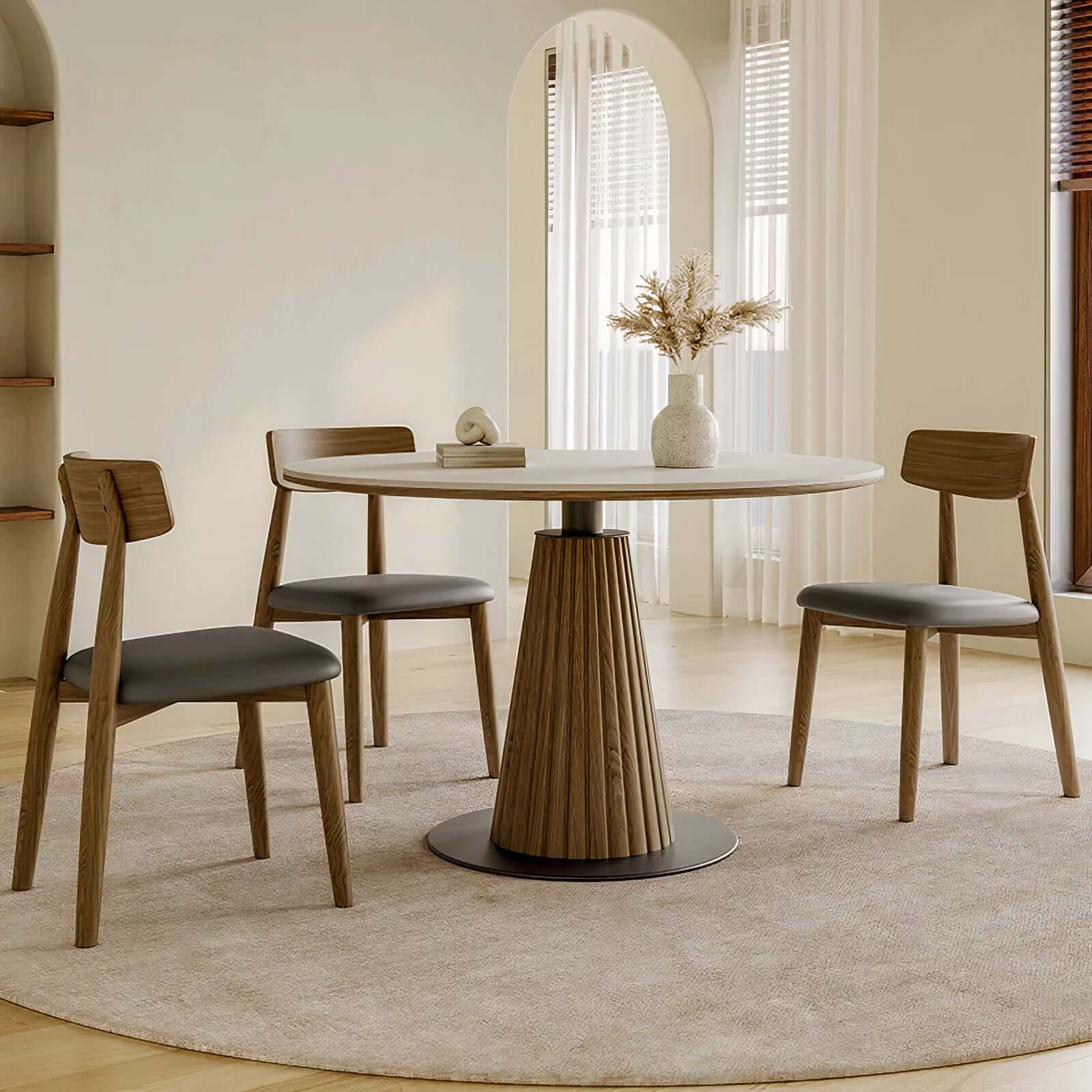 Atala round dining