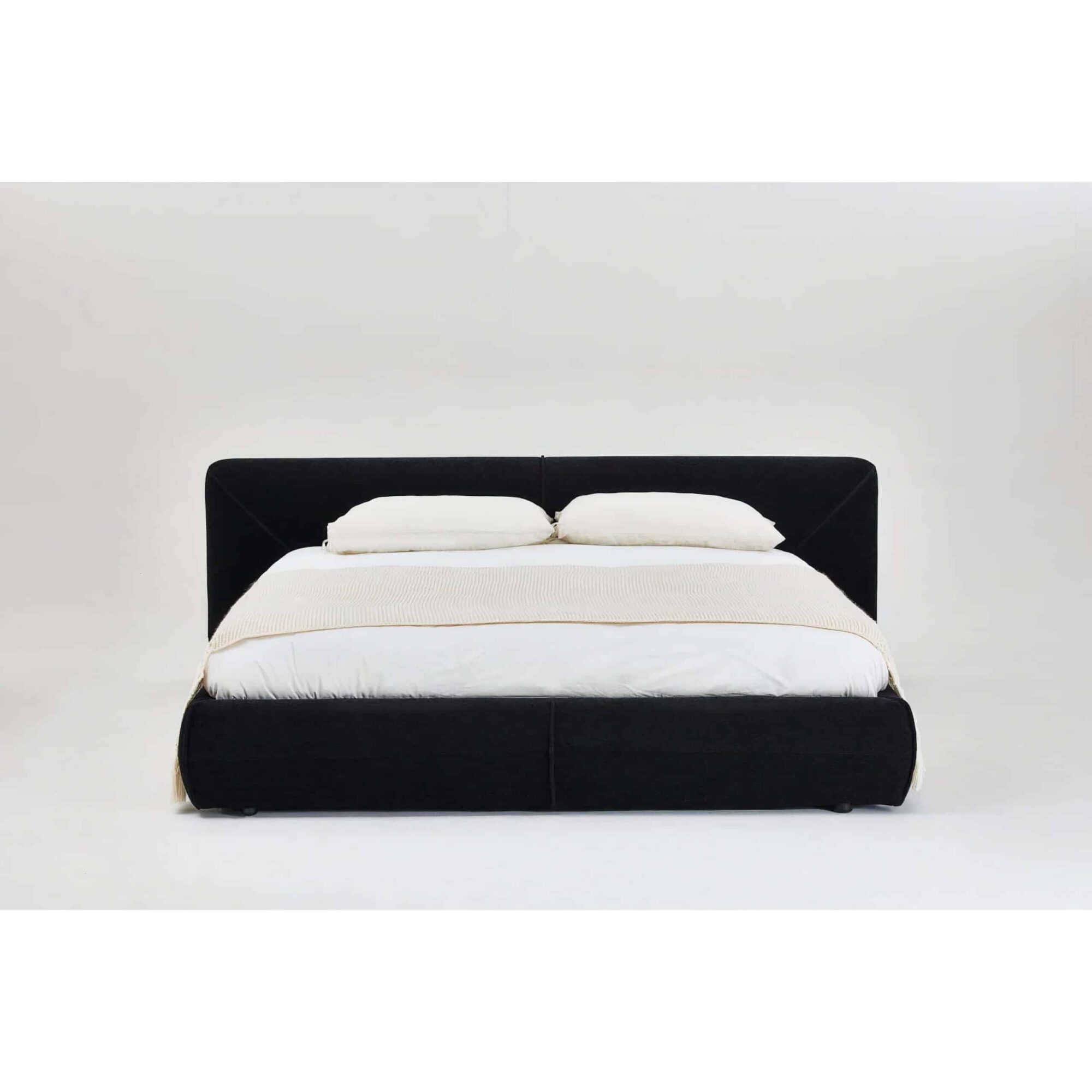Black linen Reo