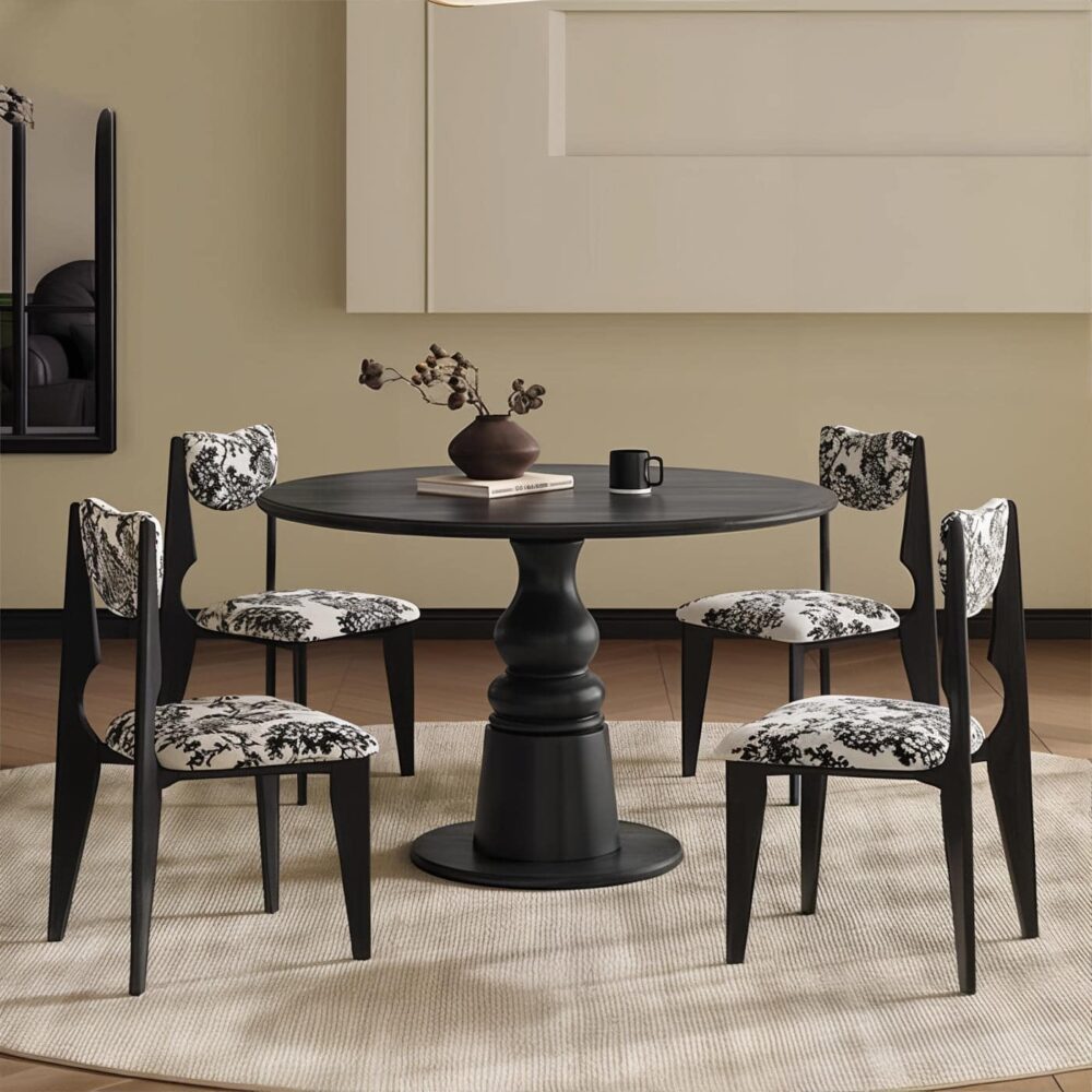 Moana round dining table