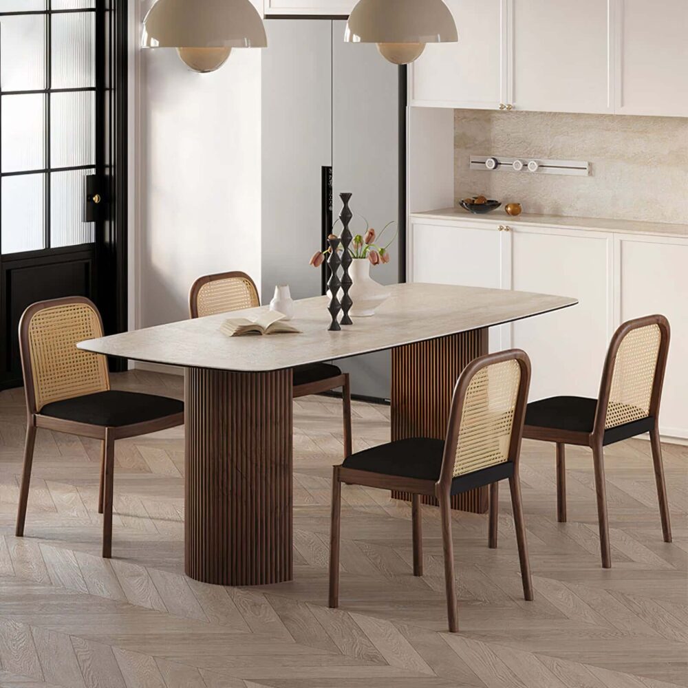 Kijo dining table