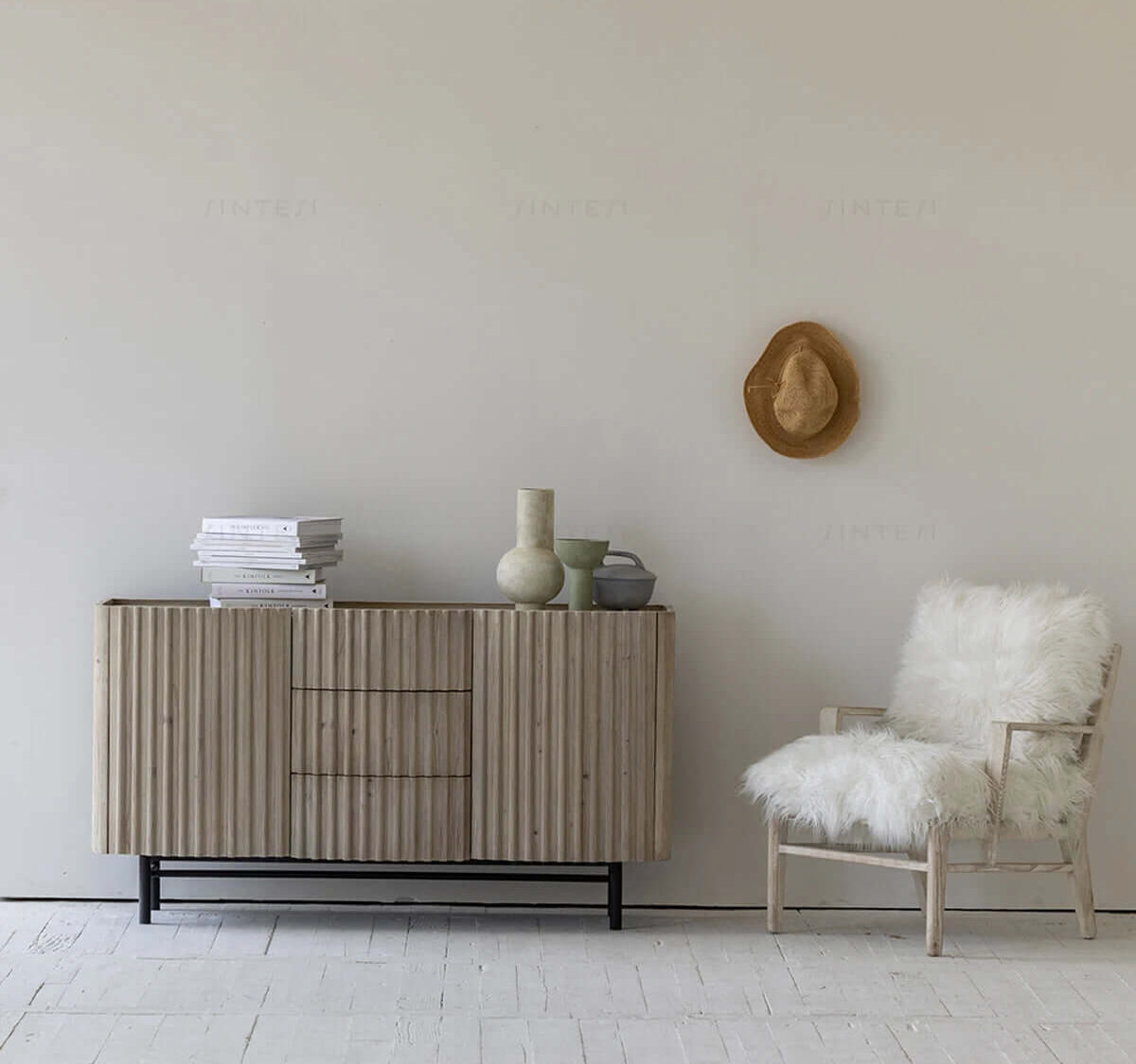 Renzo Cabinet with