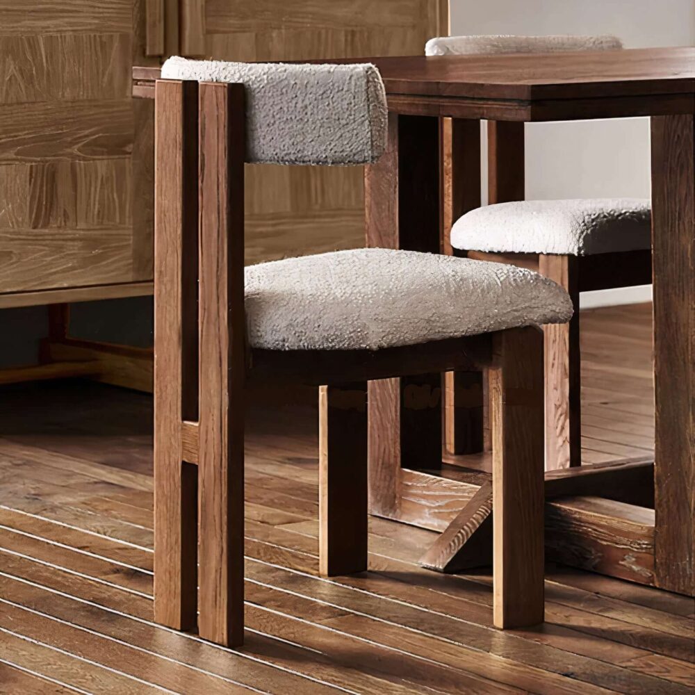 Saeca75d30de148eba9ef454414d1fec6a_auto_x2_9f172492-a40d-4789-bd2a-b334308060f2.jpg Tao Chair with classic brown