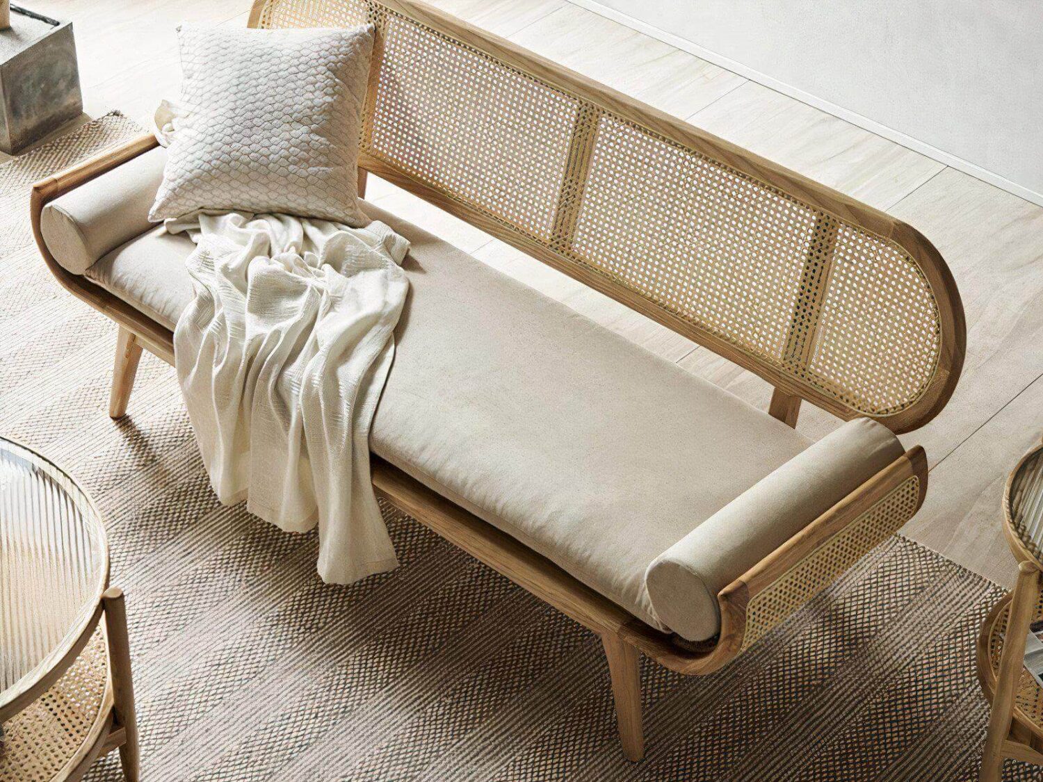 Saylor sofa