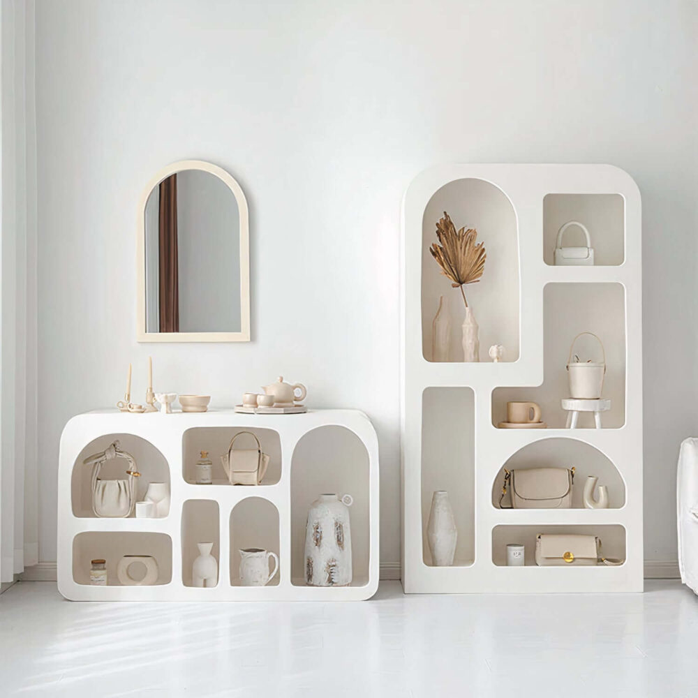 Eliza cabinet with six