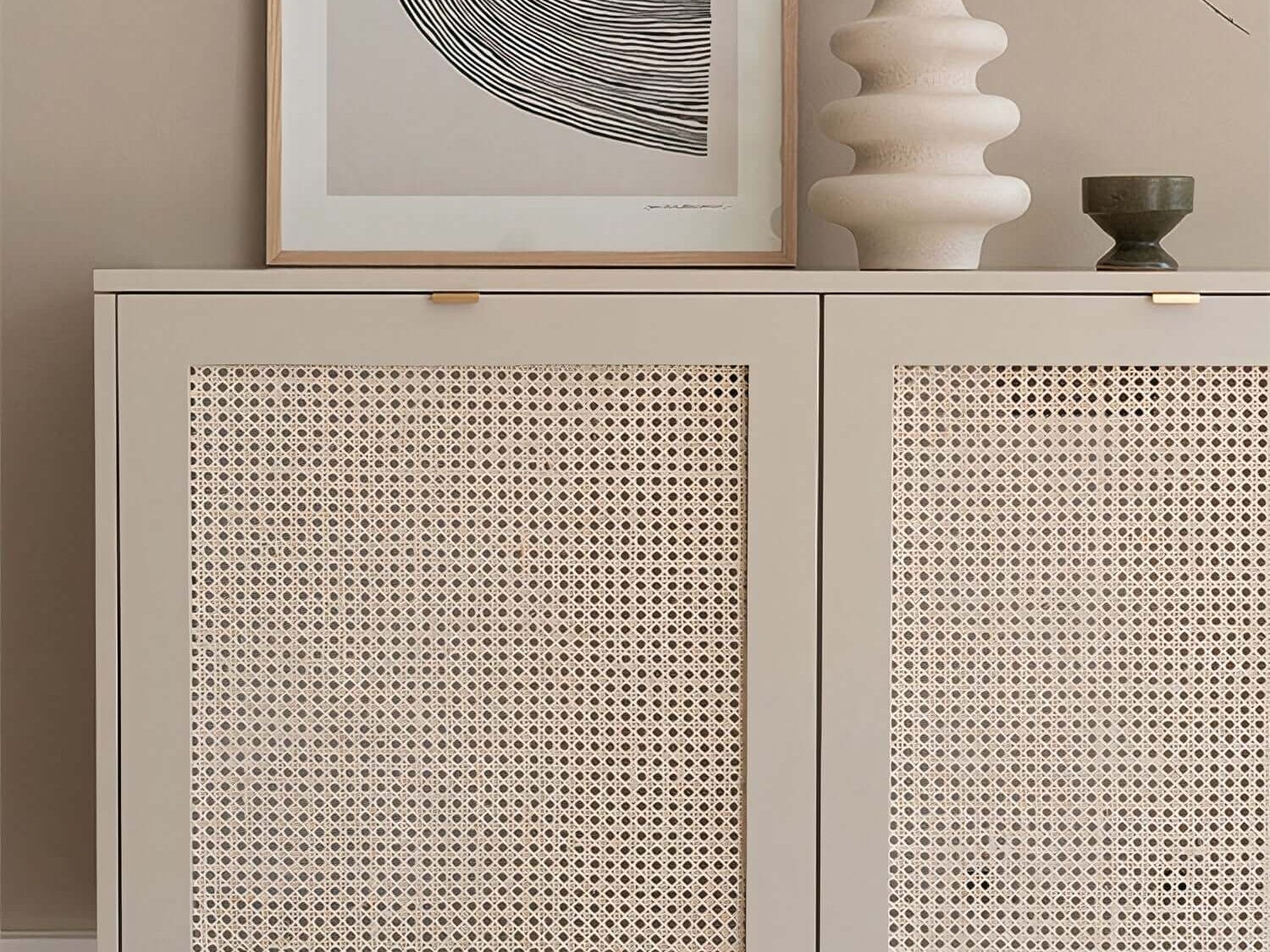 Linda cabinet with