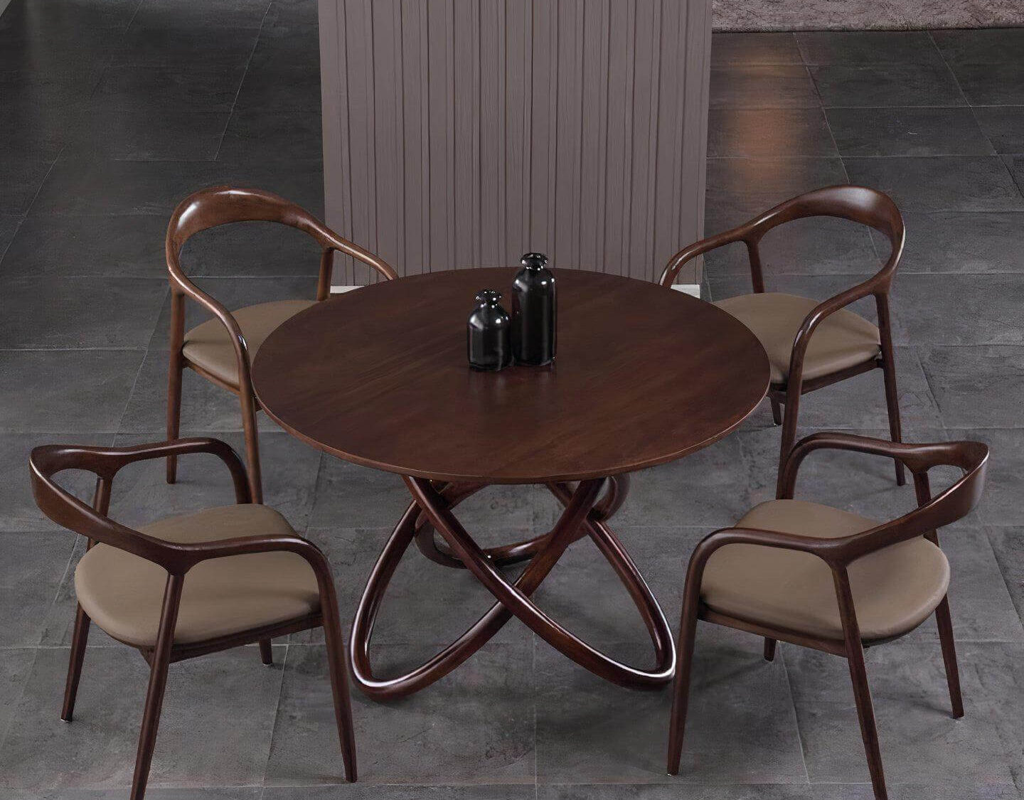 Bellamy dining table with