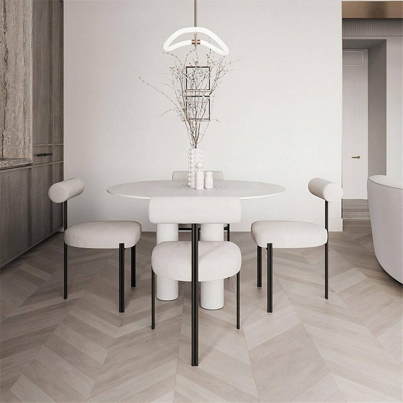 Kamari dining chair with