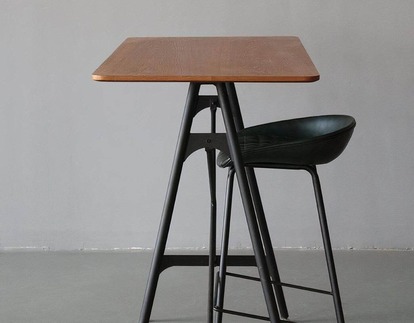Zendaya barstool