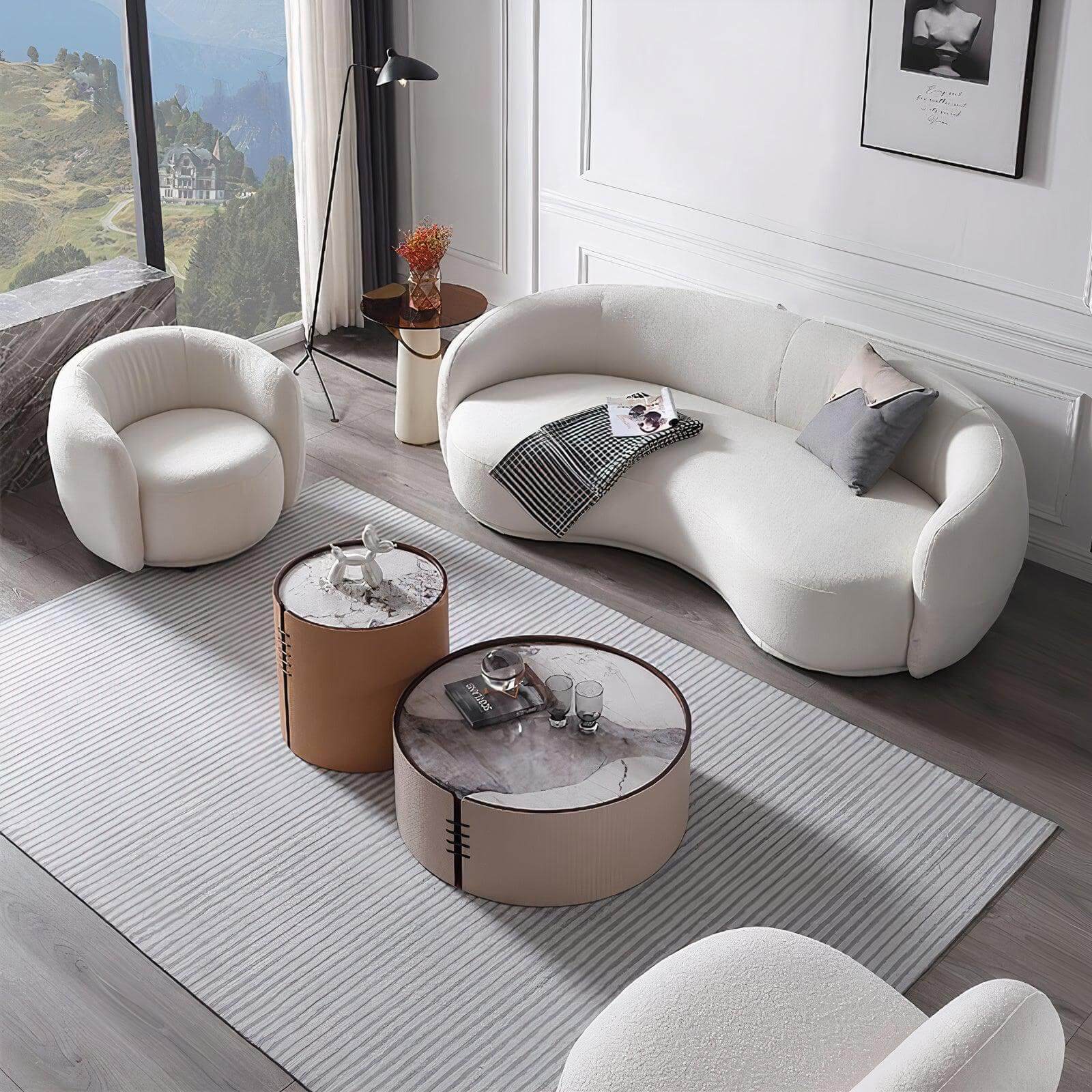 Willa Sofa: Curved