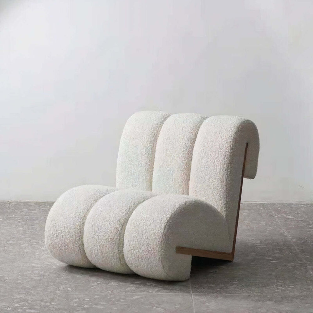 products-product-image-1941118139_800x800_auto_x2_d132beee-dd5e-4b62-ab66-7f00cf1d2d84.jpg Cream lambswool