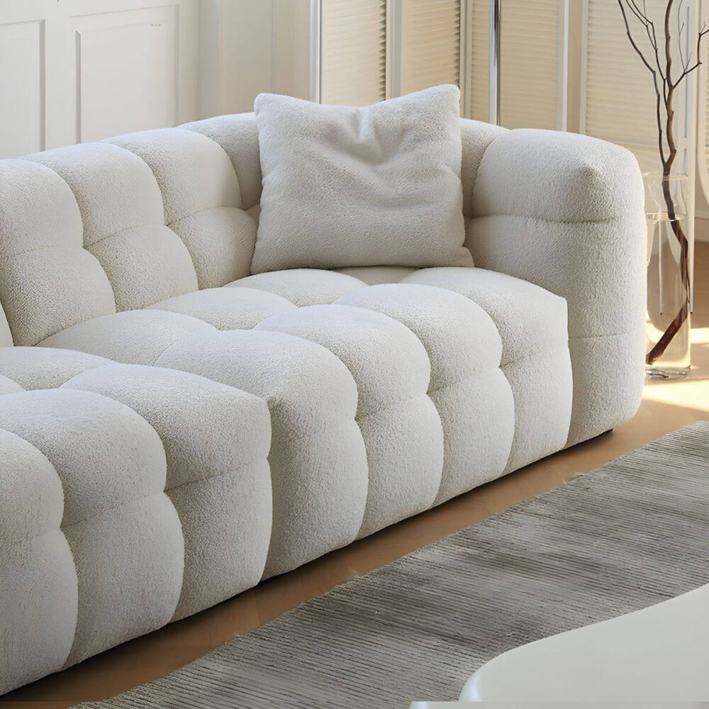 35617ce004b1ac7637e22bd98d76d9be.jpg White fabric
