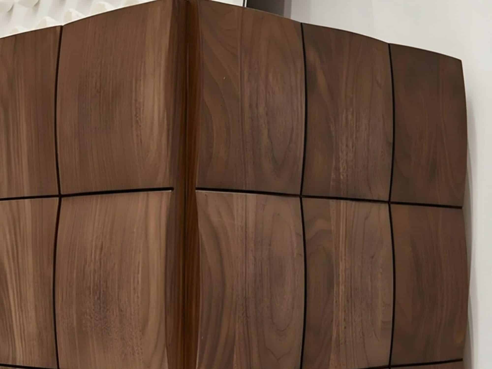Traditional Brown Walnut Wood Cabinet Shelves Tv Stand 7 00b73e27 68fd 4422 830c Cf6ab48afae1