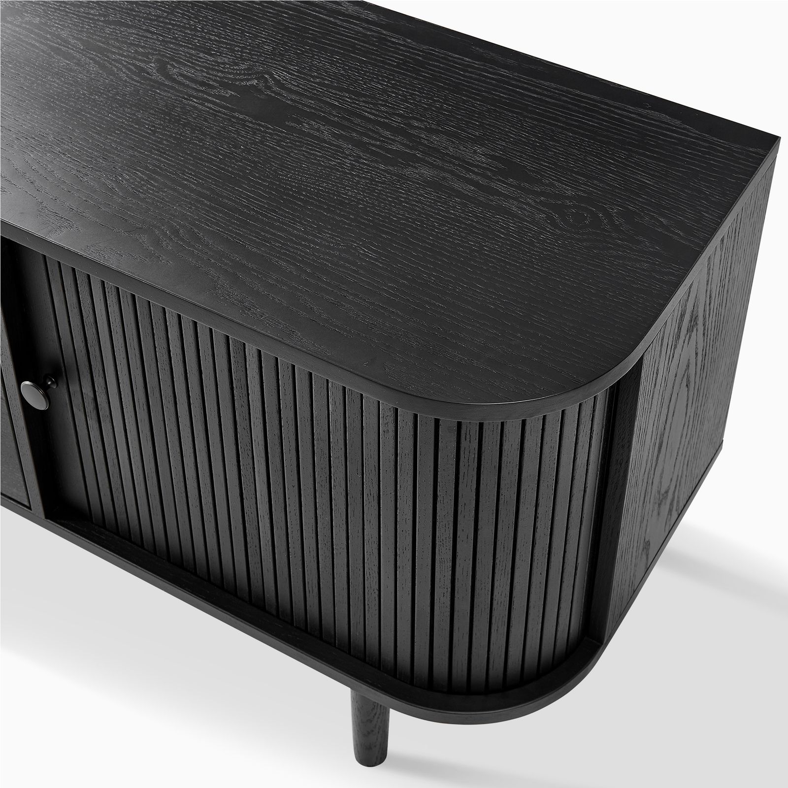 346BDA5F-1901-7FC6-71B6-465DD2989519-1 Tristan Ash Media Console