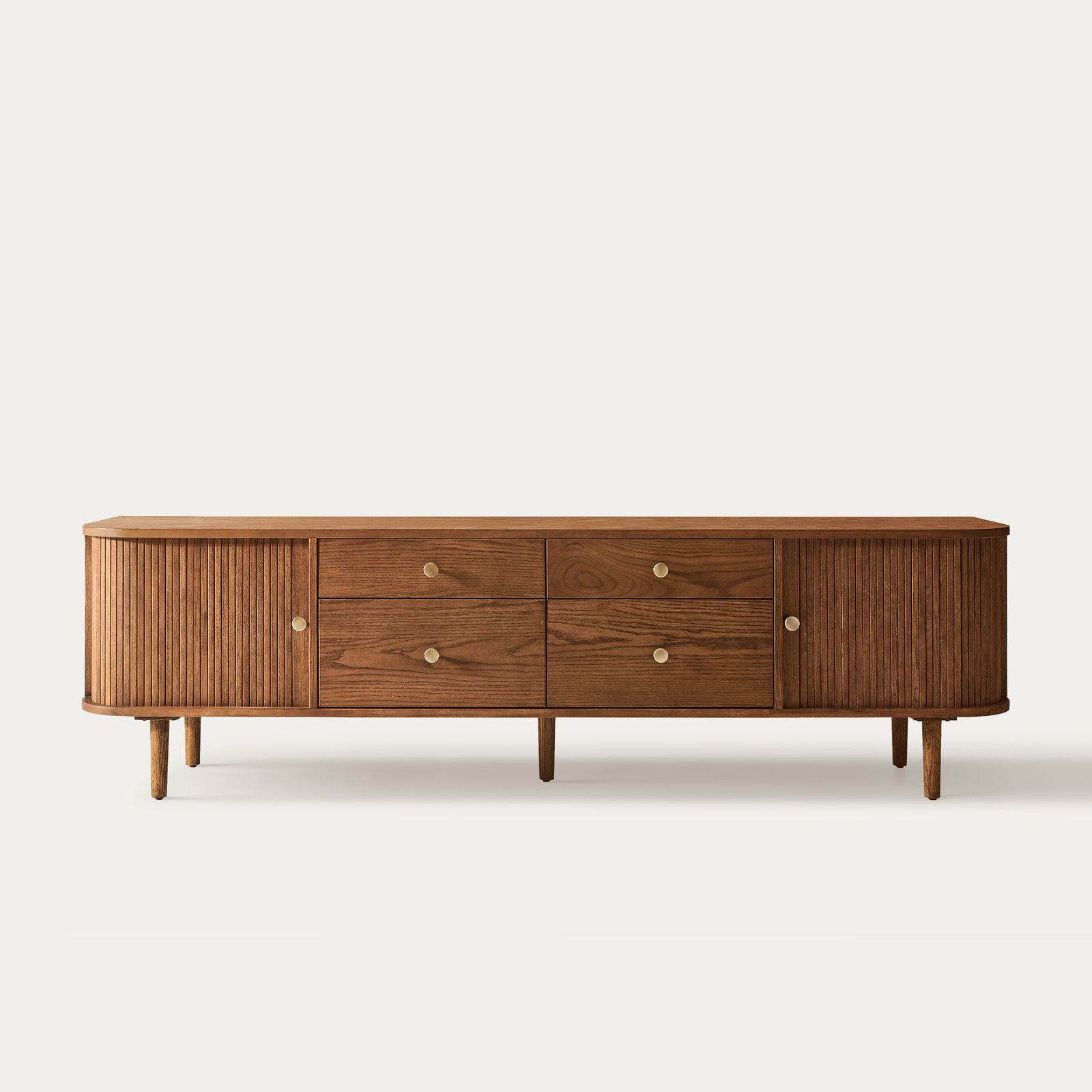 8576C0EA-71BF-A786-1657-F58B7241CDA4-1 Tristan Ash Media Console