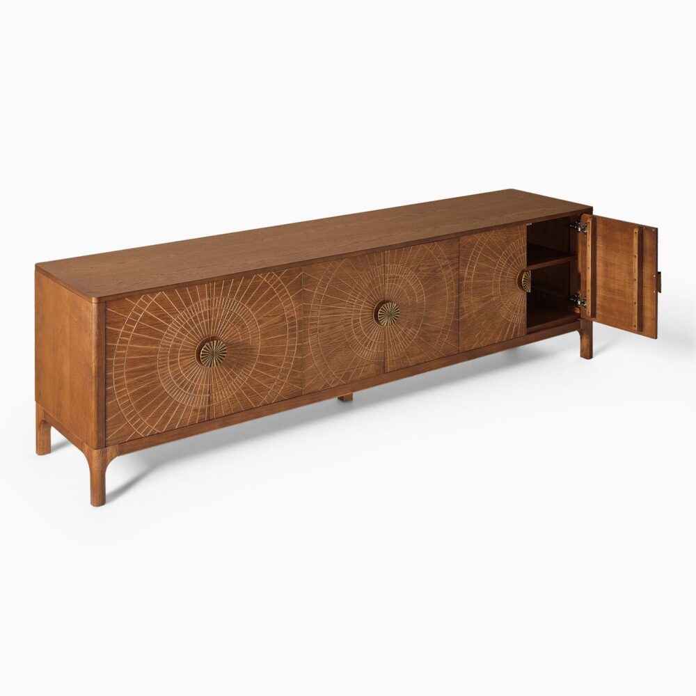 BACE4F0E-4AC0-F32C-394E-5779D52B68F0 Vigdis Wood Media Console