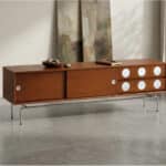 Mid-Century Modern Walnut Wood TV Stand with Sliding Doors 相册图 #1 scene